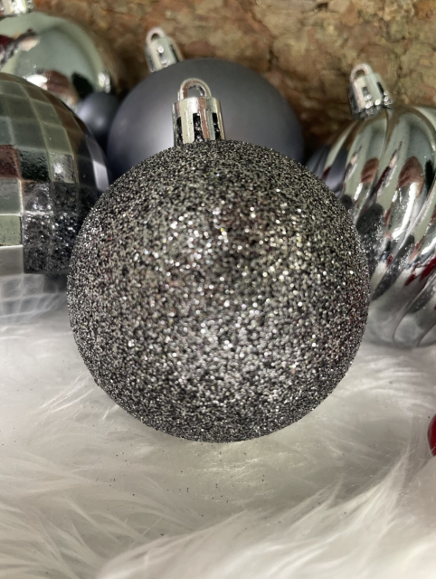 Set Premium Globuri de Crăciun (20 Bucăți), 6 cm, 5 Texturi Mixte, Culoare Argintiu