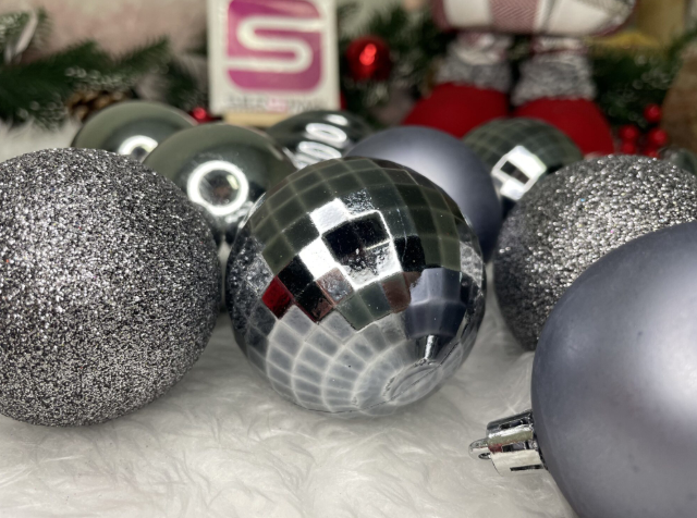 Set Premium Globuri de Crăciun (20 Bucăți), 6 cm, 5 Texturi Mixte, Culoare Argintiu