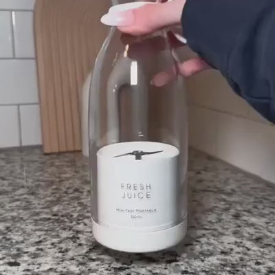 Blender Portabil High-Speed, 15000 RPM, 4 Lame 3D, USB Reîncărcabil, 350 ml (Alb)