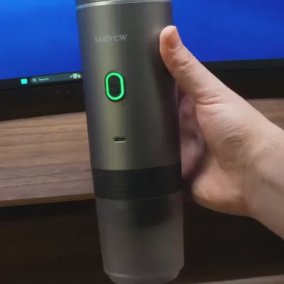 Espressor Portabil Premium 3-în-1 cu Auto-Încălzire, Presiune 20 Bari, Baterie 7500 mAh (USB-C)